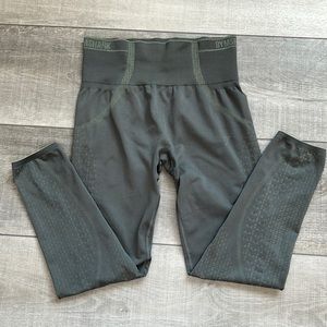 Gymshark Apex Seamless Leggings. Grey. Women’s XL.